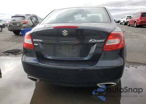 2010 Suzuki Kizashi Se z USA, uszkodzony, nr VIN JS2RF9A3XA6100078